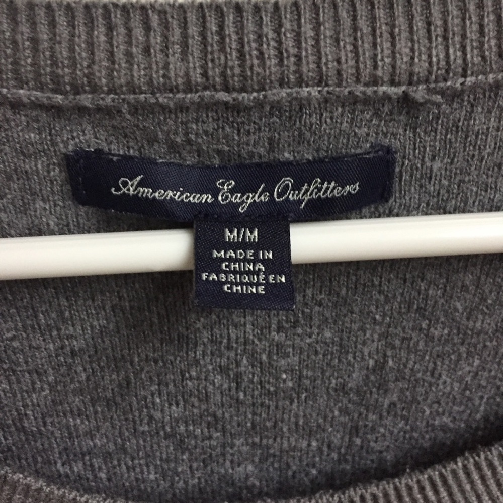 AEO Sweater - Picture 3 of 4